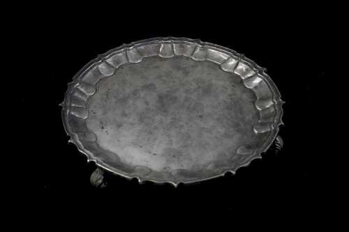 Victorian English sterling silver tri-footed salver, weight 229g
