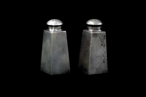 Pair of sterling silver pepper shakers, weight 74g