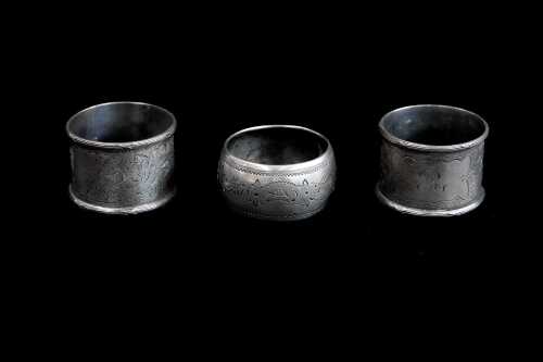 Three English sterling silver napkin rings, weight 64g