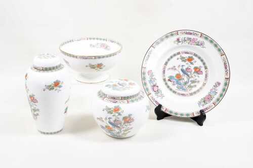 Four Wedgwood 'Kutani Crane' porcelain pieces