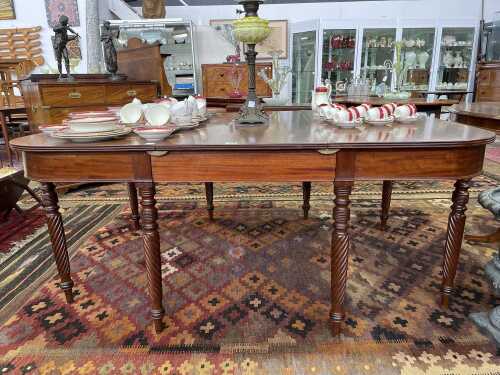 Regency mahogany dining table