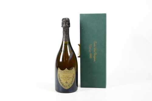 Moet & Chandon champagne Cuvee Dom Perignon Vintage 1990