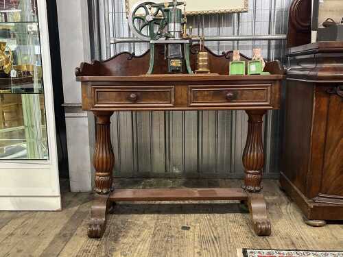 Early Victorian mahogany hall table