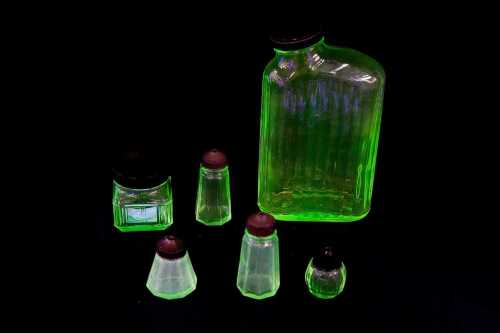 Six vintage uranium glass pieces