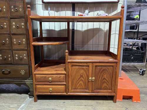 Chinese rosewood whatnot