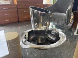 Decorative polished aluminium items - 2