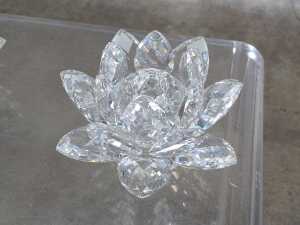 Three Swarovski Crystal Waterlily candleholders - 3