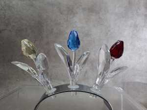 Three Swarovski Crystal large Tulip figures with display stand - 4
