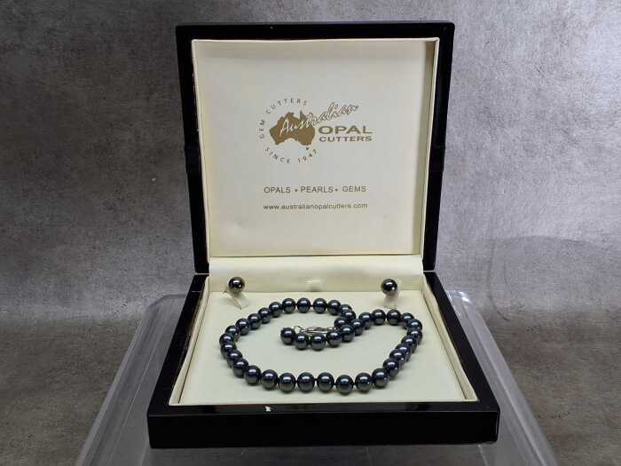 Faux pearl necklace and earrings