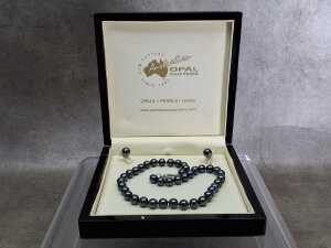 Faux pearl necklace and earrings