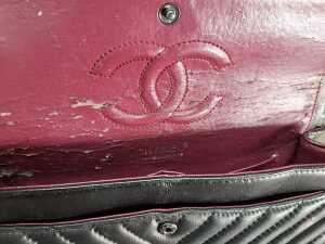 Designer-style black handbag - 3