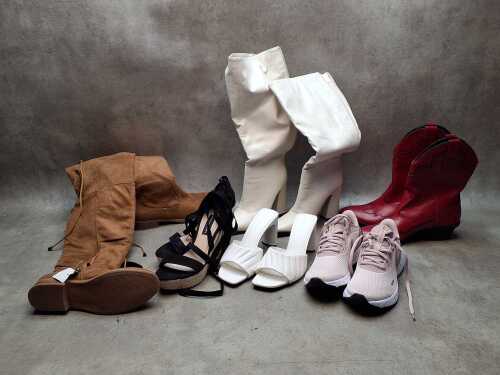 Women's shoes