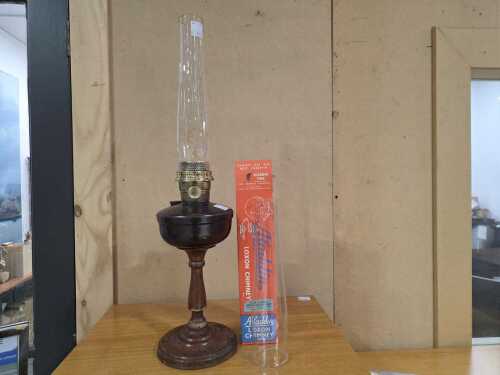 Super Aladdin kerosene lamp