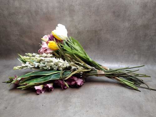 Artificial long-stemmed flowers
