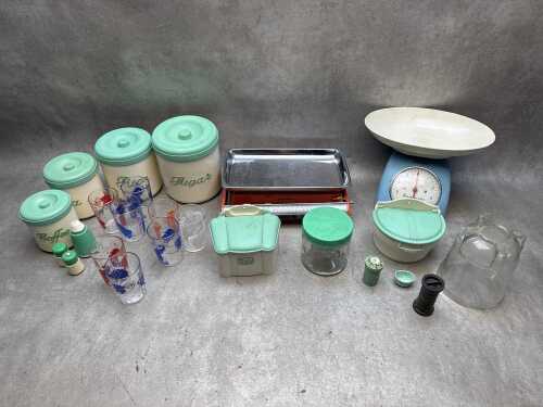 Vintage kitchenalia