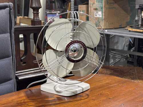 Vintage Morphy Richard desk fan
