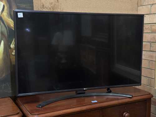 LG 43'' TV on stand