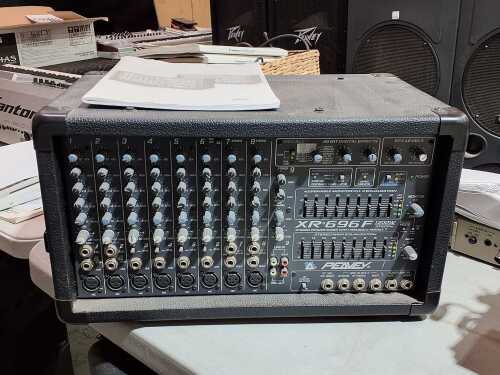 Peavey PA Head XR696F powered mixer