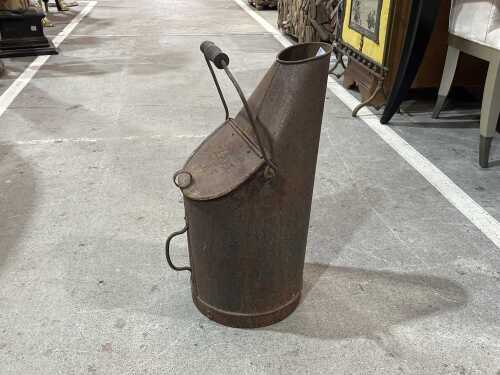 Vintage Depose metal coal scuttle with handle