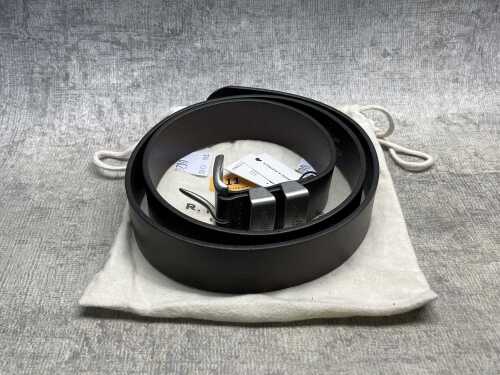 11 · R.M. Williams Drover belt