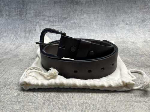 12 · R.M. Williams Traditional belt