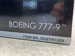 Gemini 200 Qatar model aircraft - 3