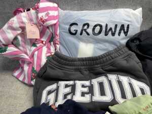 Group of Girl's clothing size 4-6 - 2