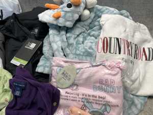 Group of Girl's clothing size 4-6 - 3