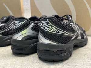 Two pairs Asics Gel-1130 GS size US 5 Kid's - 4