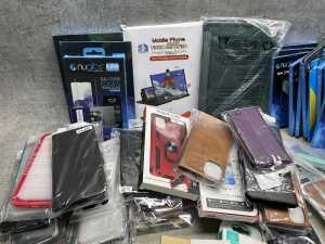 Group of phone accessories - 2