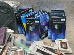 Group of phone accessories - 3