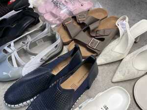 Group of Women's shoes - 5