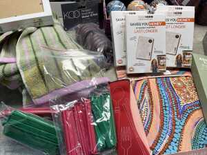 Group of homewares - 4