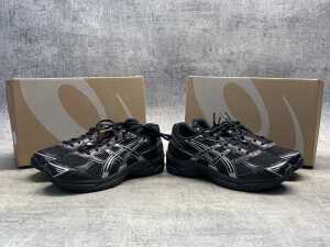 Two pairs Asics Gel-1130 GS size US 7 Kid's