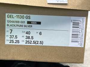 Two pairs Asics Gel-1130 GS size US 7 Kid's - 5