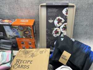 Group of homewares - 3