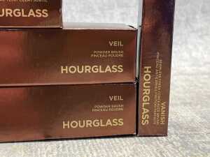 Group of Hourglass makeup brushes - 2