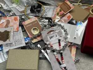 Group of jewellery - 2