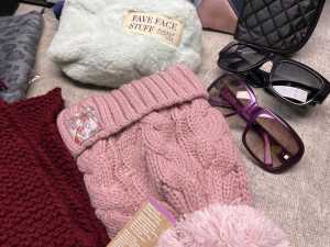 Group of Women's accessories - 5