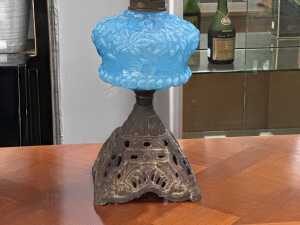 Antique twin burner kerosene lamp - 2