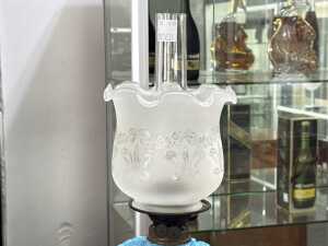 Antique twin burner kerosene lamp - 3