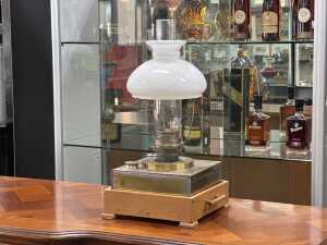 Super Aladdin kerosene lamp