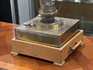 Super Aladdin kerosene lamp - 2