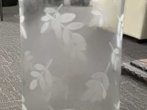 Leaf-etched hurricane clear glass vase. - 2