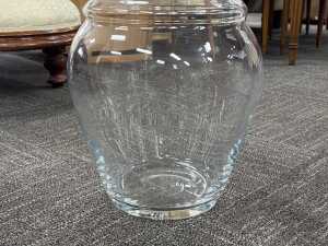 Contemporary clear glass flower vase with flared top - 3