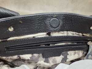 Designer-style silver tone handbag with floral lining - 3