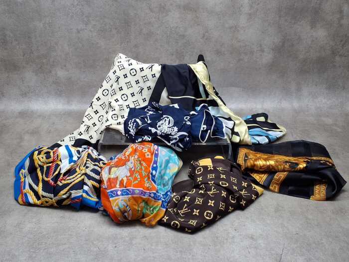 Designer-style scarves in assorted colours