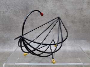 Mid-century black wire fruit basket with yellow and red tips. - 4