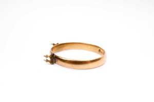 A ring setting in 18 carat yellow gold - 3