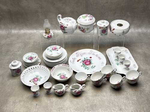 August Warecke Ostfriesenrose porcelain part setting